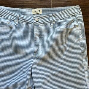 Seven7 Pin Striped Blue And White Boat Pants Size Women's 16